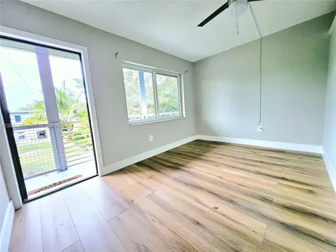 335 SW 20th Street Fort Lauderdale FL 33315