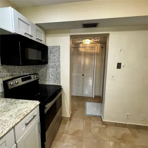 215 SE 3rd Avenue Hallandale Beach FL 33009