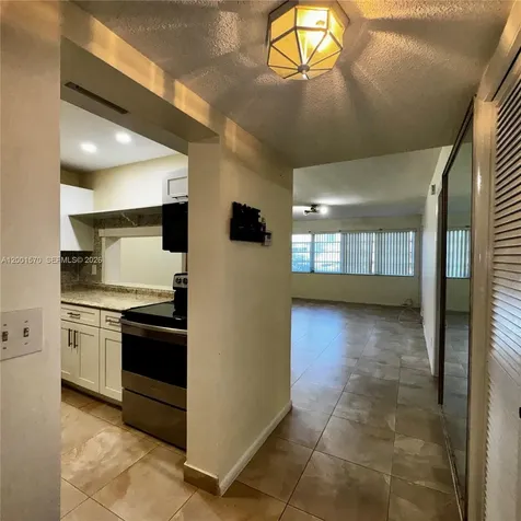 215 SE 3rd Avenue Hallandale Beach FL 33009