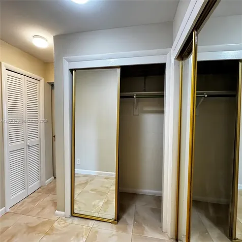 215 SE 3rd Avenue Hallandale Beach FL 33009