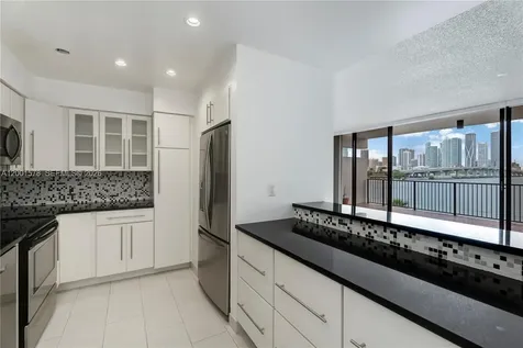 1000 Venetian Way Miami FL 33139