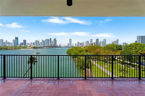 1000 Venetian Way Miami FL 33139