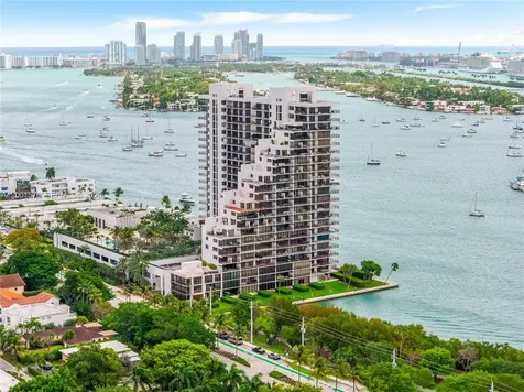 1000 Venetian Way Miami FL 33139