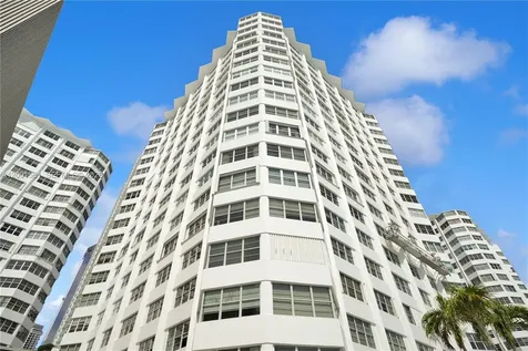 905 Brickell Bay Drive Miami FL 33131