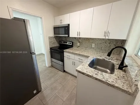 7712 NE 1st Court Miami FL 33138