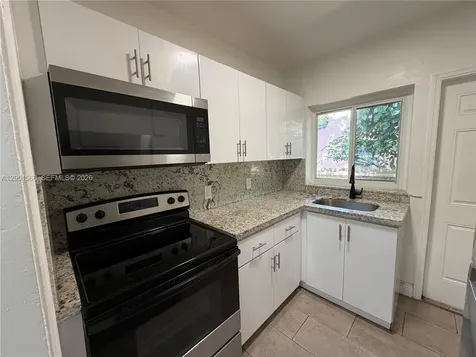 7712 NE 1st Court Miami FL 33138