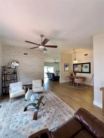 11450 SW 75th Terrace Miami FL 33173