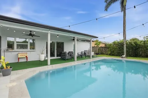 11920 NW 31st Place Sunrise FL 33323