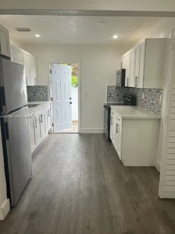 2620 NW 18th Terrace Oakland Park FL 33311