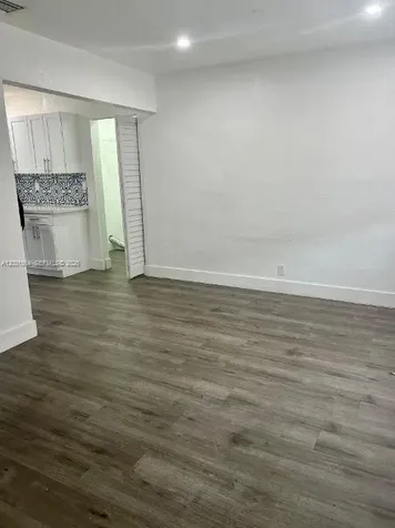 2620 NW 18th Terrace Oakland Park FL 33311