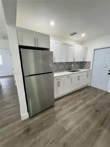 2620 NW 18th Terrace Oakland Park FL 33311