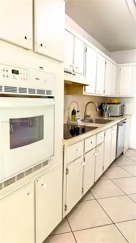 1880 S Treasure Drive North Bay Village FL 33141