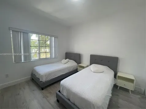 3450-3470 NW 17th Terrace Oakland Park FL 33309
