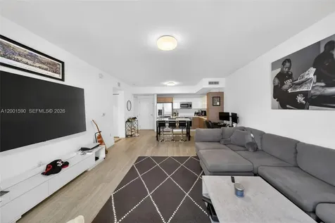 1010 SW 2nd Avenue Miami FL 33130