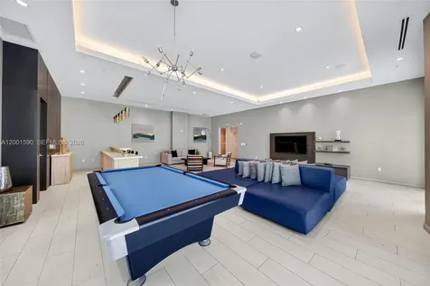 1010 SW 2nd Avenue Miami FL 33130