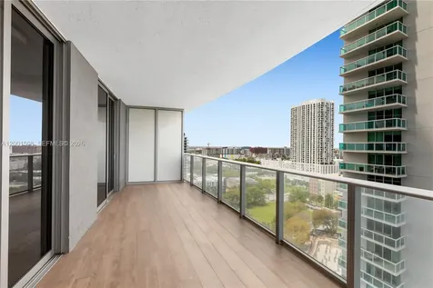 488 NE 18th Street Miami FL 33132