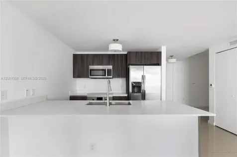 488 NE 18th Street Miami FL 33132