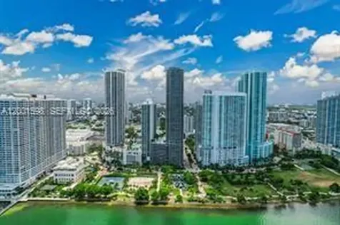 488 NE 18th Street Miami FL 33132
