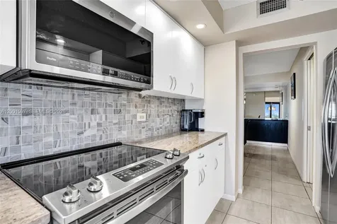 1201 S Ocean Drive Hollywood FL 33019