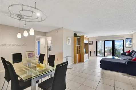 1201 S Ocean Drive Hollywood FL 33019