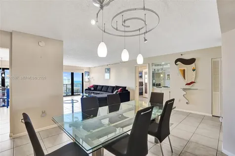 1201 S Ocean Drive Hollywood FL 33019