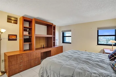 1201 S Ocean Drive Hollywood FL 33019