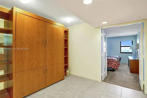 1201 S Ocean Drive Hollywood FL 33019