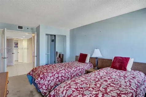 1201 S Ocean Drive Hollywood FL 33019