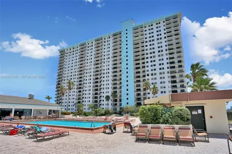 1201 S Ocean Drive Hollywood FL 33019