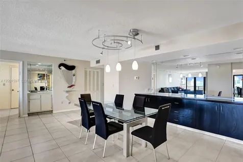 1201 S Ocean Drive Hollywood FL 33019