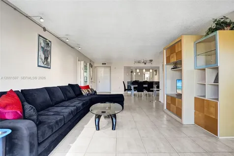 1201 S Ocean Drive Hollywood FL 33019