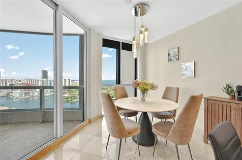 21050 Point Place Aventura FL 33180