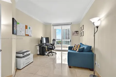 21050 Point Place Aventura FL 33180