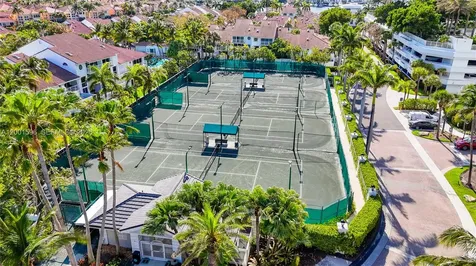 21050 Point Place Aventura FL 33180