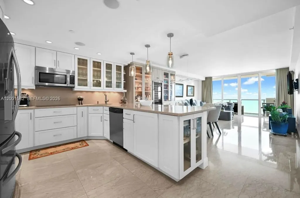 5601 Collins Avenue Miami Beach FL 33140