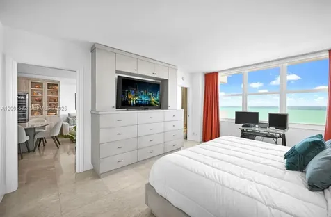 5601 Collins Avenue Miami Beach FL 33140