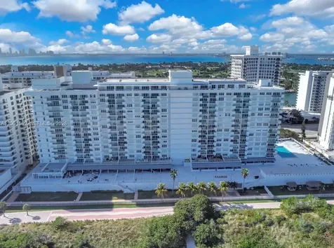 5601 Collins Avenue Miami Beach FL 33140