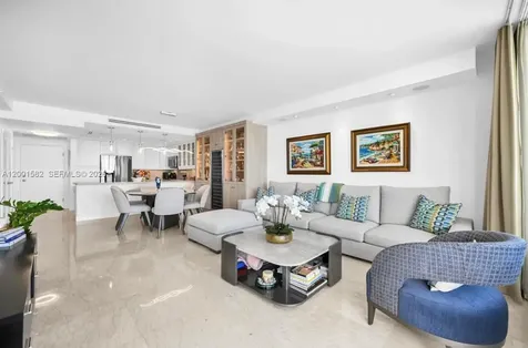 5601 Collins Avenue Miami Beach FL 33140