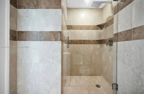 5601 Collins Avenue Miami Beach FL 33140