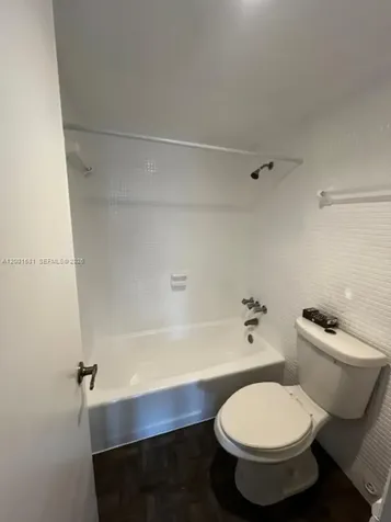 677 SW 9th Avenue Miami FL 33130