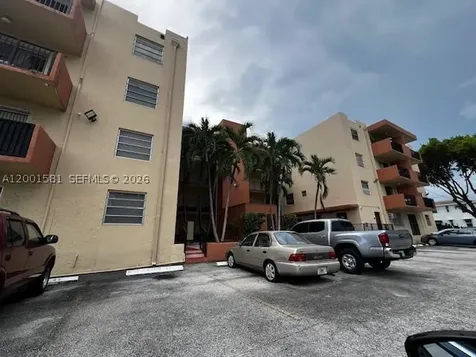 677 SW 9th Avenue Miami FL 33130
