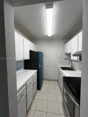 677 SW 9th Avenue Miami FL 33130