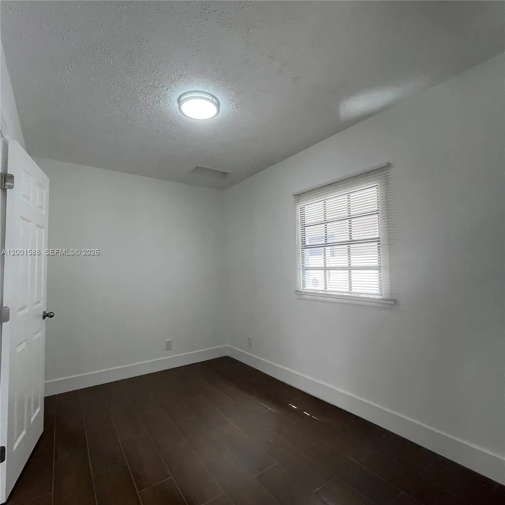 8 S C Street Lake Worth FL 33460