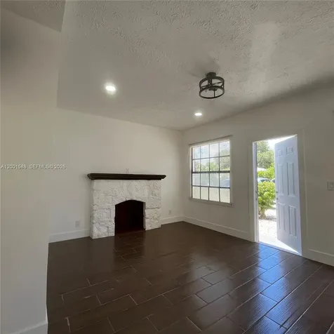 8 S C Street Lake Worth FL 33460