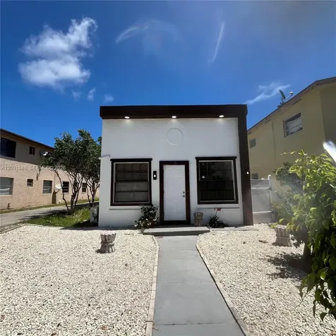 8 S C Street Lake Worth FL 33460