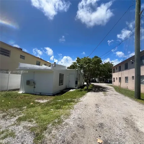 8 S C Street Lake Worth FL 33460