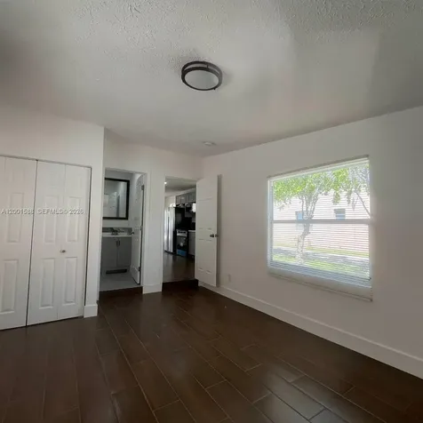 8 S C Street Lake Worth FL 33460