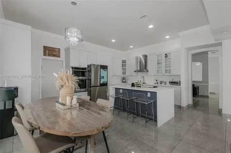 5235 SW 38th Avenue Hollywood FL 33312