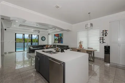 5235 SW 38th Avenue Hollywood FL 33312
