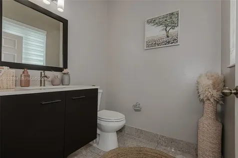 5235 SW 38th Avenue Hollywood FL 33312